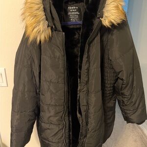 Torrid Black Ski & Snow Jacket with Faux Fur Trim